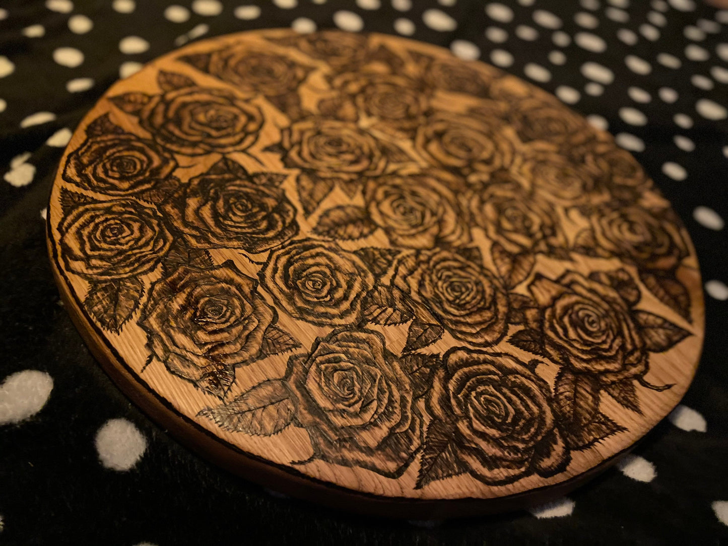 Large Wooden centrepiece, rose design, pryrography art, solid chunky oak, wooden, floral cake stand, wedding, botanical cake stand